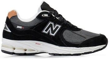 Bežecká a trailová obuv New Balance  2002