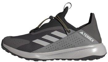 Turistická obuv adidas  IE2599