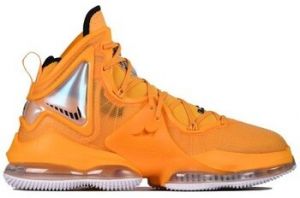 Basketbalová obuv Nike  Lebron 19
