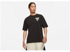 Tričká s krátkym rukávom Nike  Air Jordan Flight Essentials