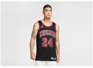 Tričká s krátkym rukávom Nike  Nba Chicago Bulls Lauri Markkanen Statement Edition