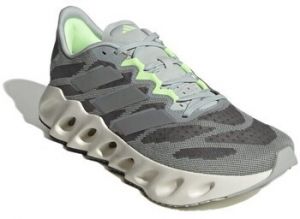 Bežecká a trailová obuv adidas  Switch Fwd
