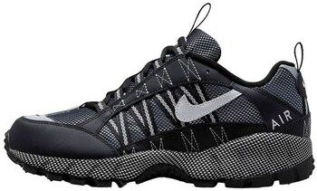 Nízke tenisky Nike  Air Humara Qs