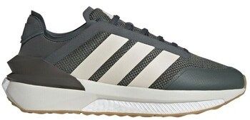 Nízke tenisky adidas  Avryn
