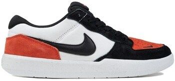 Nízke tenisky Nike  Sb Force 58