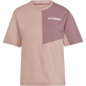 Tričká s krátkym rukávom adidas  JE0370