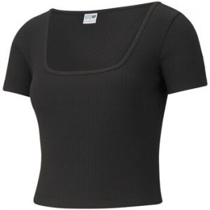 Tričká s krátkym rukávom Puma  Classics Ribbed Fitted Tee