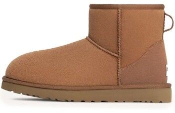 Čižmy UGG  M Classic Mini