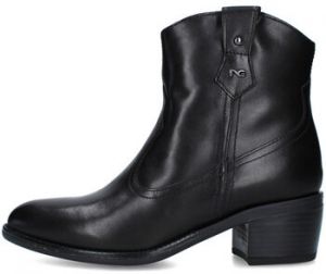 Čižmičky NeroGiardini  I513903D