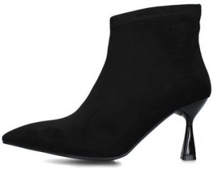 Čižmičky Uma Parker  648.02.25S