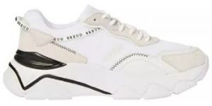 Nízke tenisky Guess  Chaussures