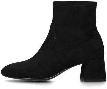 Čižmičky Uma Parker  610.02.25S