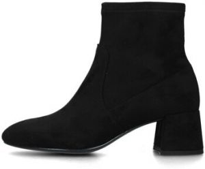 Čižmičky Uma Parker  610.02.25S