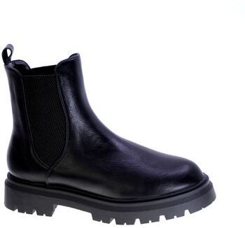 Čižmičky Francescomilano  145900