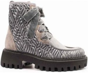 Čižmičky Kontessa  F22-910