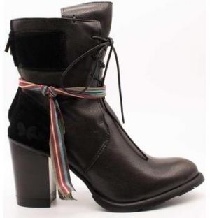 Čižmičky Felmini  D579