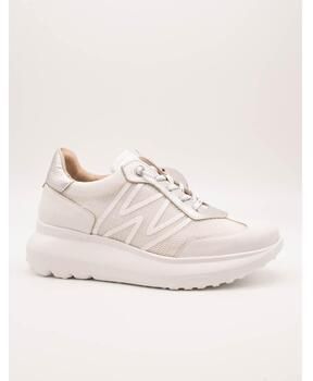 Módne tenisky Wonders  A-4001