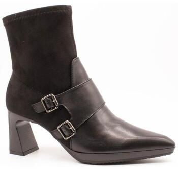 Čižmičky Hispanitas  HI254304