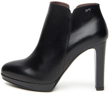 Nízke čižmy NeroGiardini  Nappa Pandora Battis.Tpu Samarra T Poli.Samarra Pl