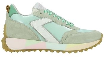 Derbie Semerdjian  Baskets