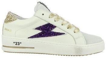 Derbie Semerdjian  Baskets