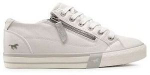 Derbie Mustang  Baskets