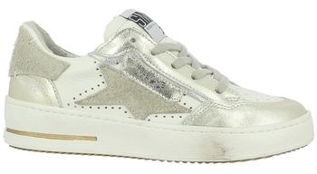 Derbie Semerdjian  Baskets