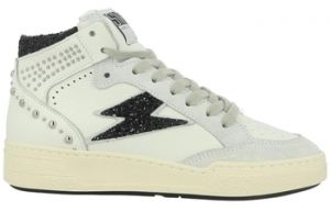 Derbie Semerdjian  Baskets