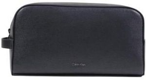 Vrecúška/Malé kabelky Calvin Klein Jeans  SAFFIANO WASHBAG LV04D1201G