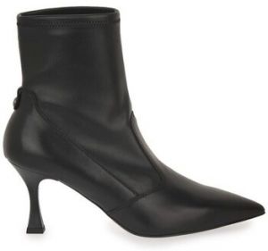 Čižmičky NeroGiardini  Pandora