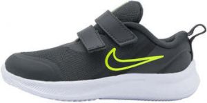 Nízke tenisky Nike  DA2778-004