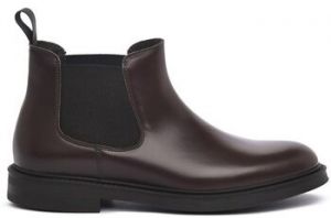 Čižmičky Frau  72L7