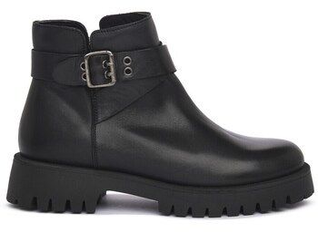 Čižmičky Frau  56L1