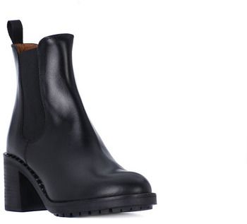 Čižmičky Frau  DOWSON STUD