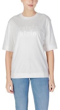 Tričká s krátkym rukávom Calvin Klein Jeans  A- OVERSIZED BOYFRIE LV047C208G