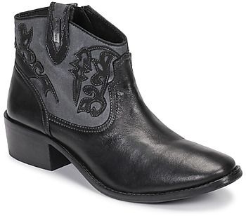 Čižmičky Les Tropeziennes par M.Belarbi  AMELIE