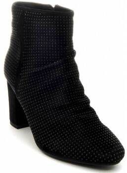 Čižmičky Montevita  67495