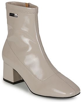 Čižmičky Les Tropeziennes par M.Belarbi  DANIELA