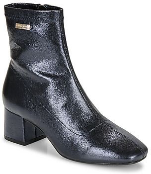 Čižmičky Les Tropeziennes par M.Belarbi  DANIELA