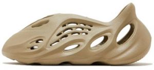 Nazuvky Yeezy  Foam RNNR Stone Salt