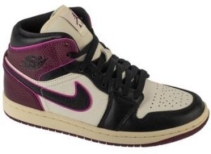 Členkové tenisky Nike  Air Jordan 1 Mid Se