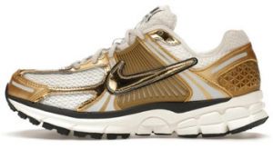 Nízke tenisky Nike  Zoom Vomero 5 Metallic Gold
