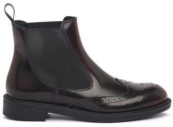 Čižmičky Frau  95U2