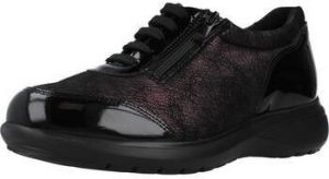 Nízke tenisky Pinoso's  8218G