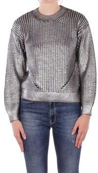 Svetre Only  15352105