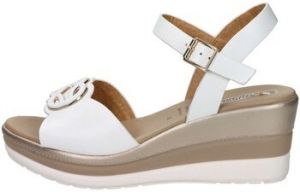 Sandále Tredy's  84294-E5