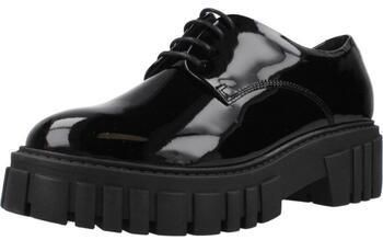 Nízka obuv do mesta Clarks  PAGE WALK