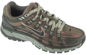 Nízke tenisky Nike  W P-6000 SE