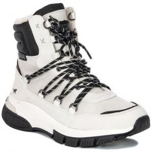 Členkové tenisky Mustang  49C0055ICE