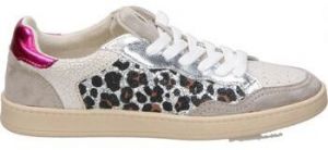 Nízke tenisky Corina  M5530